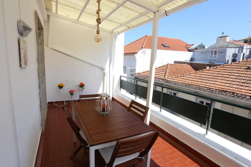 Suites Apartments *